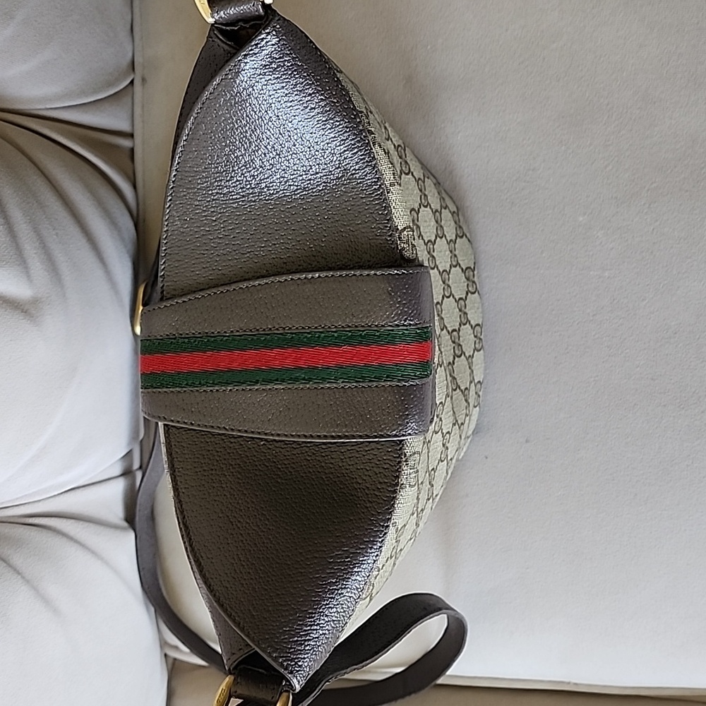 Vintage Gucci Bucket Bag - Picture 4 of 16